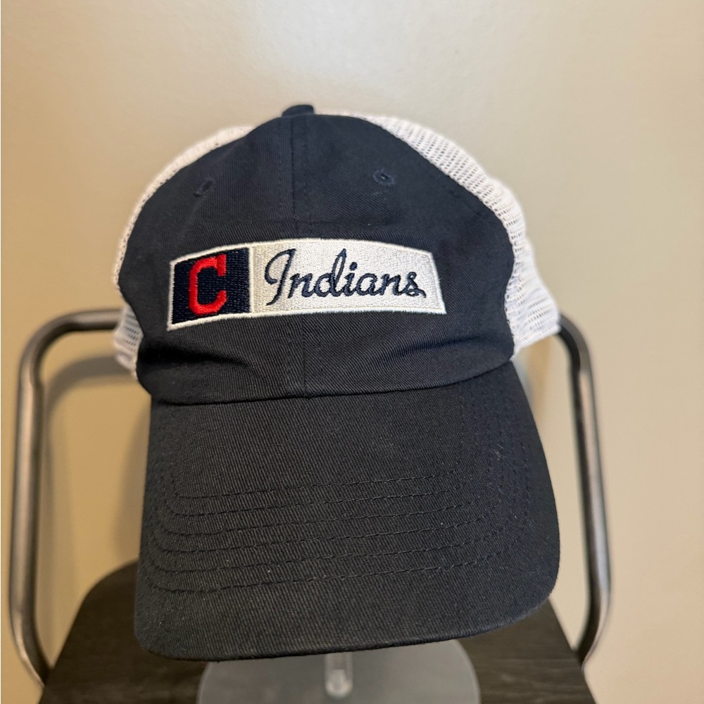 Cleveland Indians Trucker Hat Snapback Mesh Fan Favorite MLB Baseball Cap